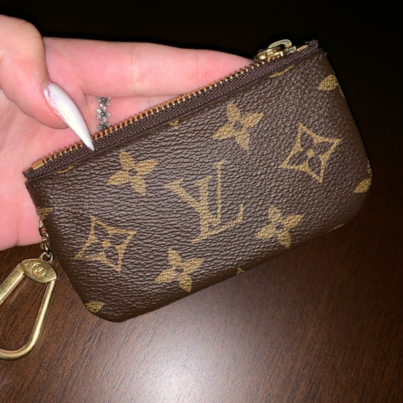 Louis Vuitton Accessories - Louis Vuitton Key Pouch
